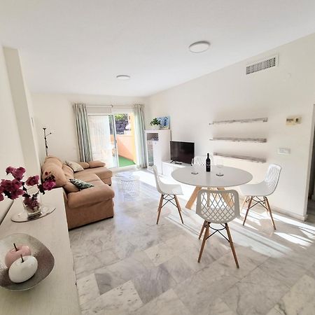Golf & Resort Apartment In La Reserva De Marbella Exterior photo
