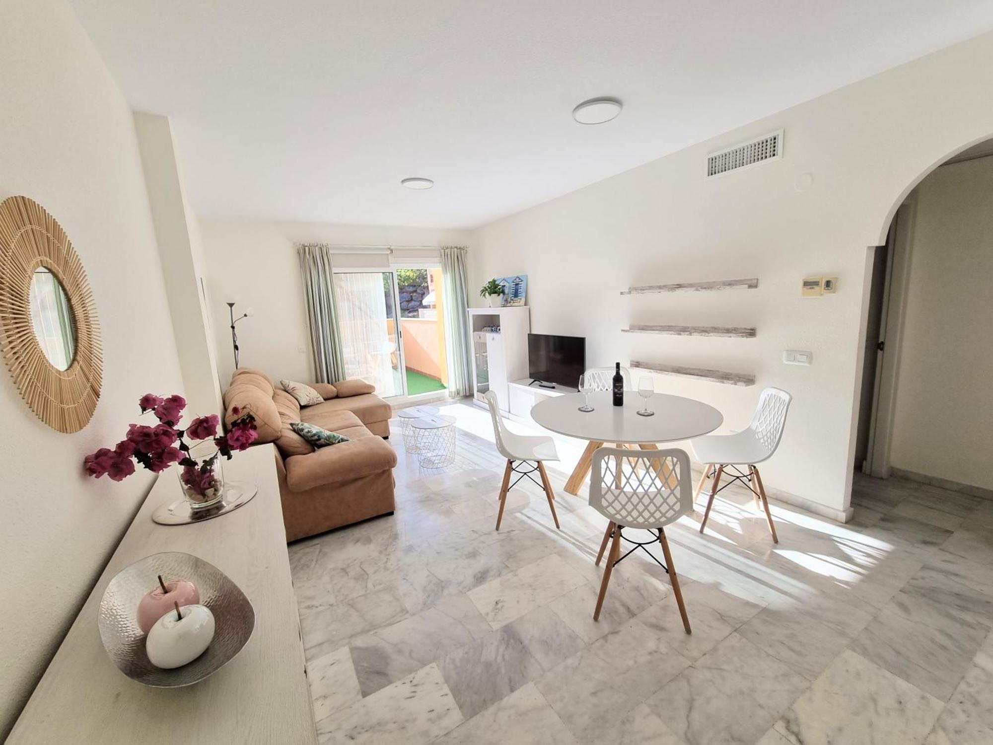 Golf & Resort Apartment In La Reserva De Marbella Exterior photo
